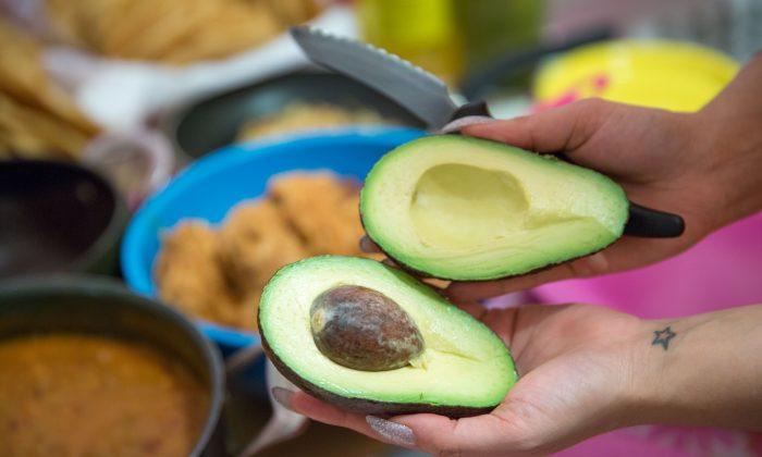 People Should Wash Avocados, 17 Percent Have Listeria on Peel, Says FDA