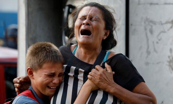 68 Killed in Venezuelan Police Station Riot and Fire