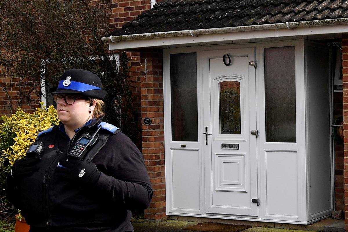 Ex-Spy Poisoned by Nerve Agent on His Front Door