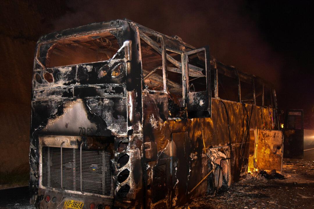 Fire Kills 20 Myanmar Migrant Workers on Bus in Thailand