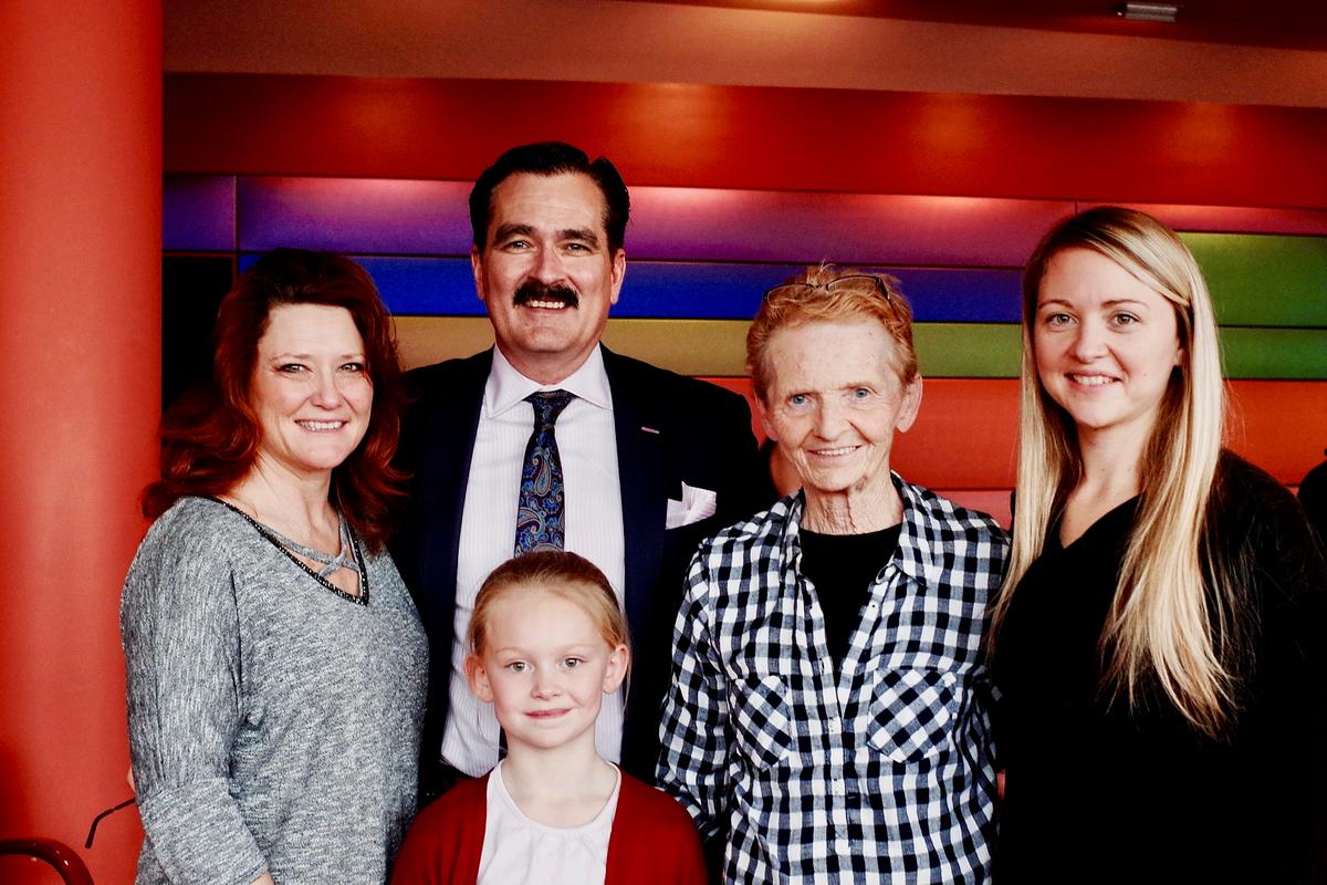 Broker: Shen Yun Is Preserving History