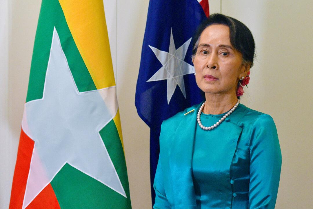Burma’s Suu Kyi Urges Nation to Stay United Amid ‘Challenges’