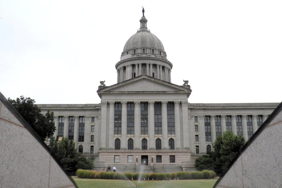 Oklahoma Teachers to Walk Off Job Over Pay, Shut Schools Statewide