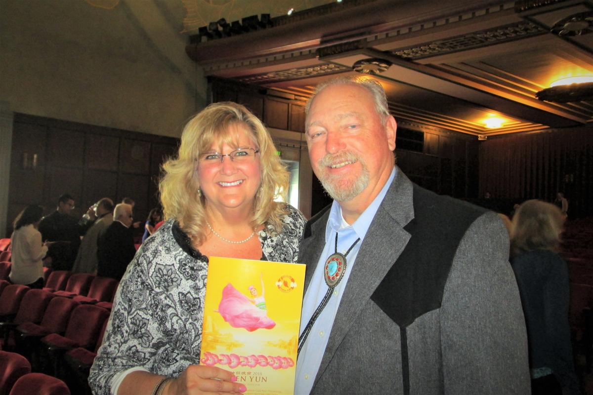 Chiropractor Wishes People in China Could Experience Shen Yun