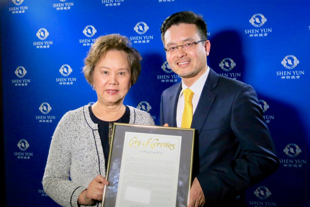 Cerritos City Mayor Says Shen Yun Makes Chinese People Proud