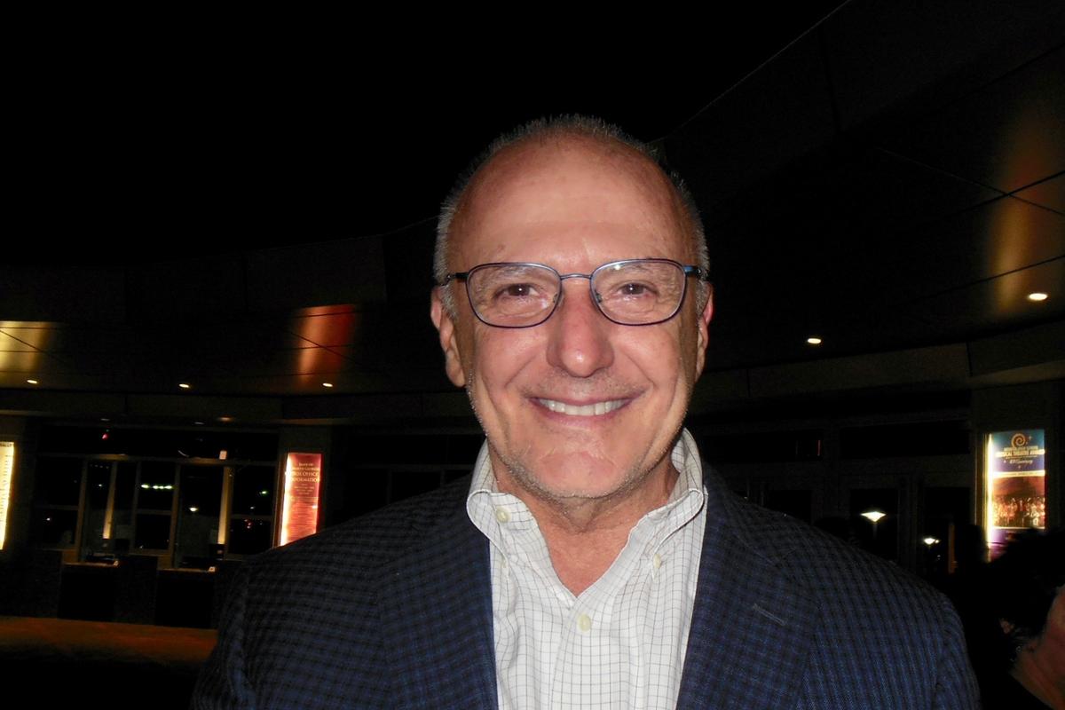 Consultant Likes Everything About Shen Yun