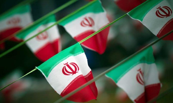 US Backs EU Iran Sanctions Push, Warns Firms Against Tehran Trade