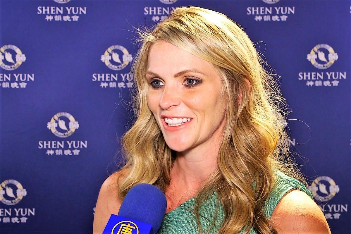 Shen Yun Is ‘Breathtaking, Really Beautiful,’ Business Owner Says