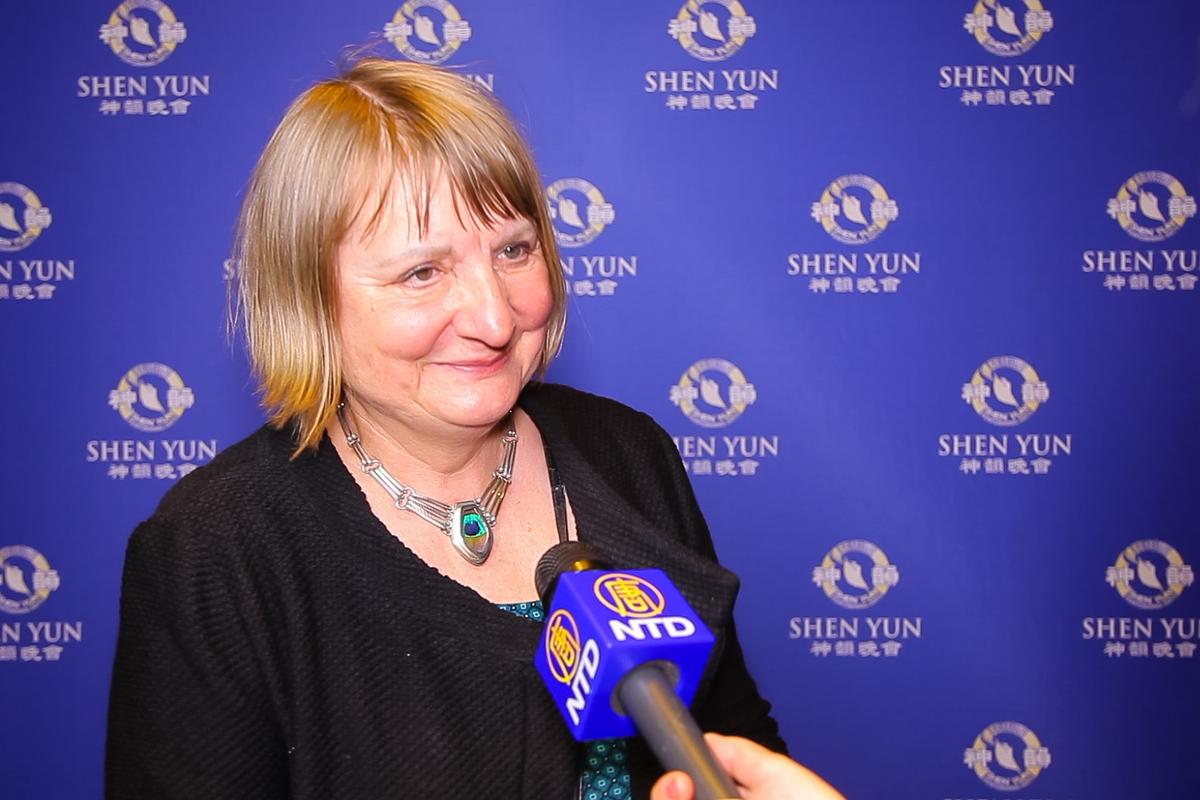 Journalist: Shen Yun Is Compelling and Overwhelming