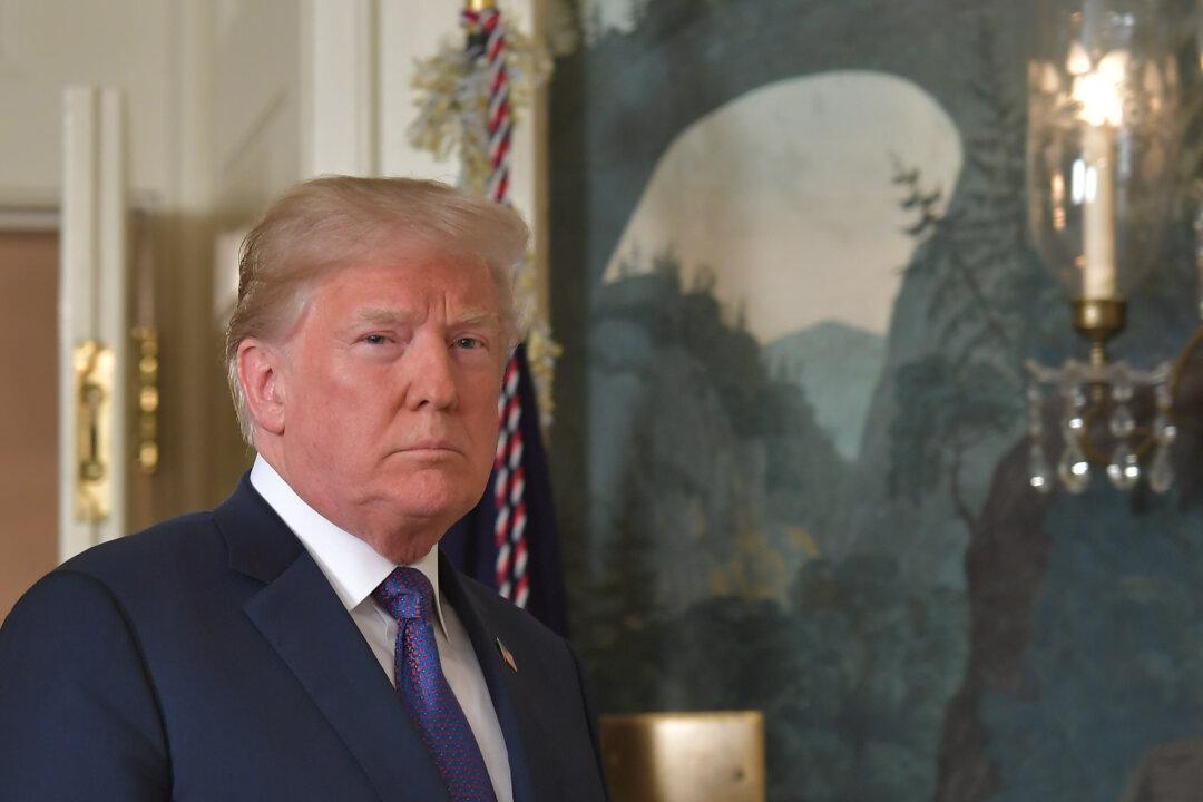 After Clobbering Amazon and USPS, Trump Moves to Fix Loopholes