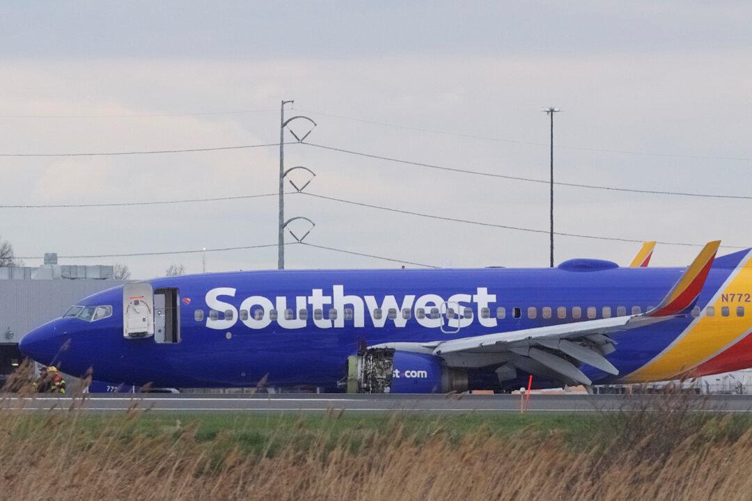 Southwest Cancels More US Flights as It Inspects Engines