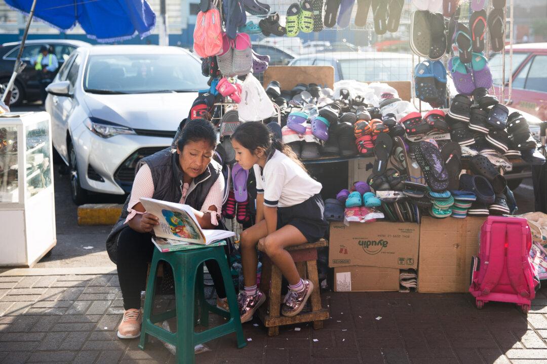 Pence Denounces Communist Dictatorships at the Summit of the Americas