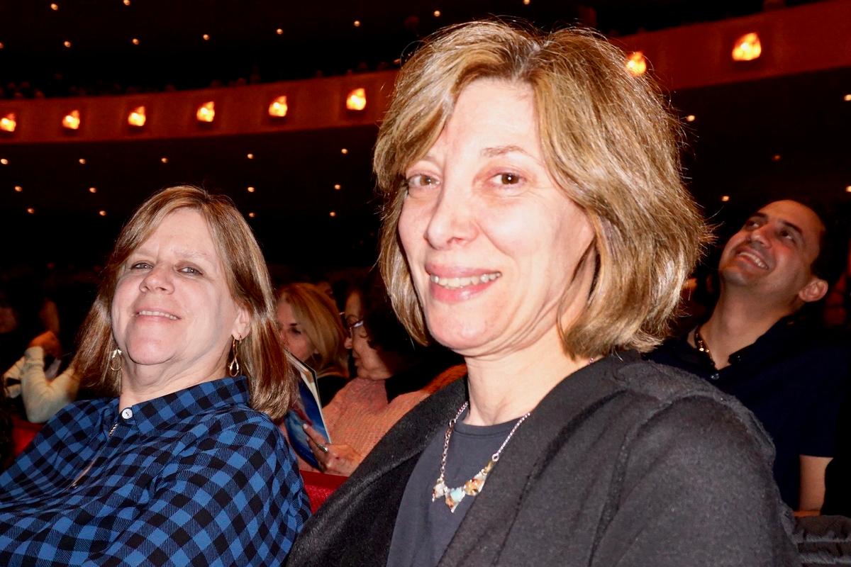 Shen Yun’s Music Is Beautiful and Calming, Commercial Designer Says