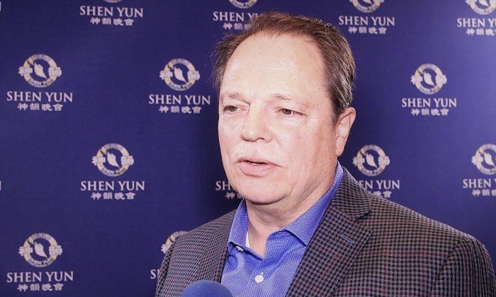 ‘I enjoyed everything about’ Shen Yun, Healthcare Executive Says