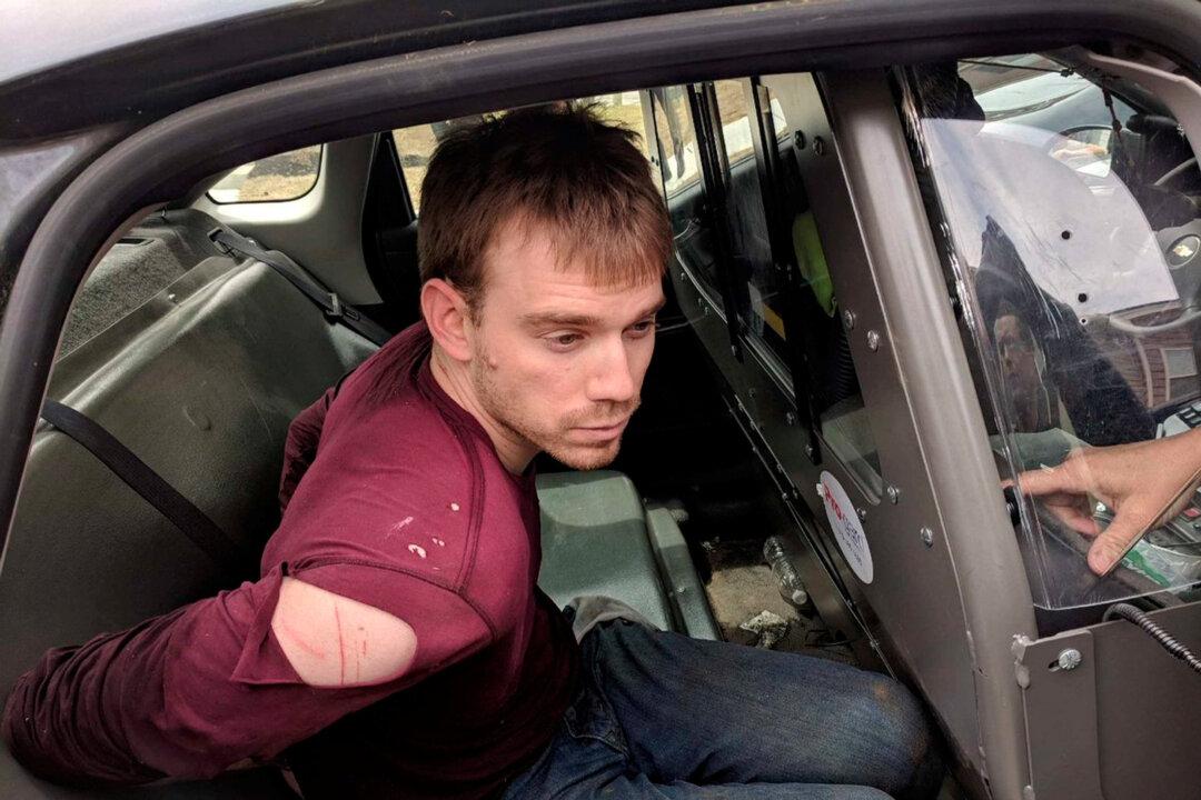 Waffle House Shooting Suspect Arrested by Nashville Police