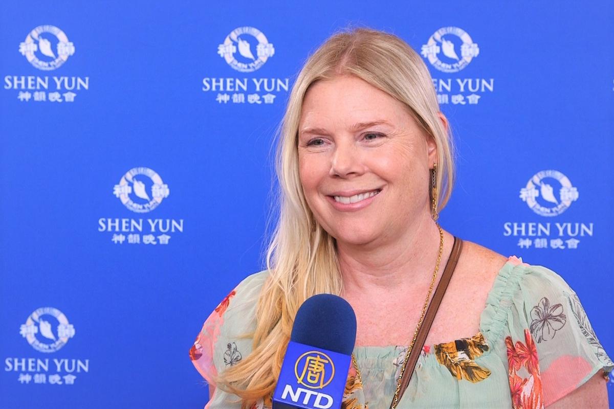 Shen Yun Is Like Perfection, Founder of Universal Events Says