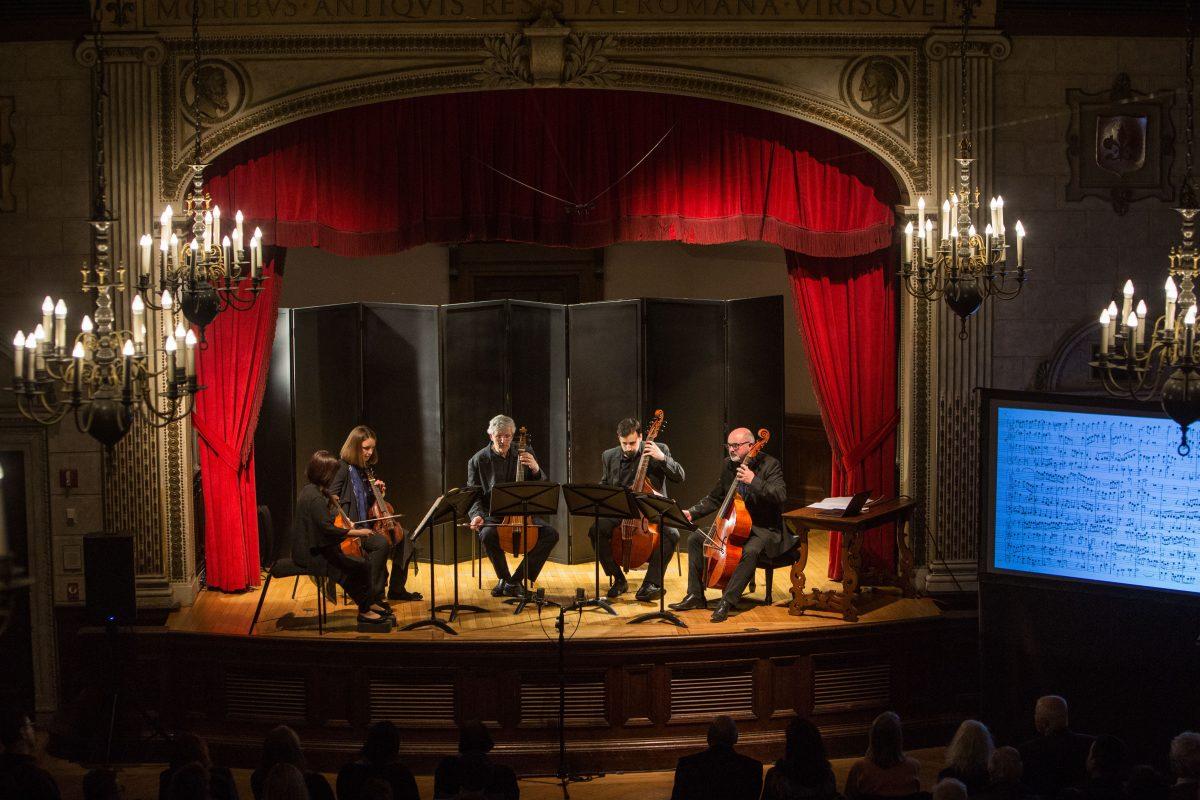Fretwork Ensemble performs "The Art of Fugue" by Johan Sebastian Bach (1685–1750) at an ASPECT Foundation for Music and Arts concert in the Italian Academy of Columbia University in New York on April 12, 2018. (Benjamin Chasteen/The Epoch Times)