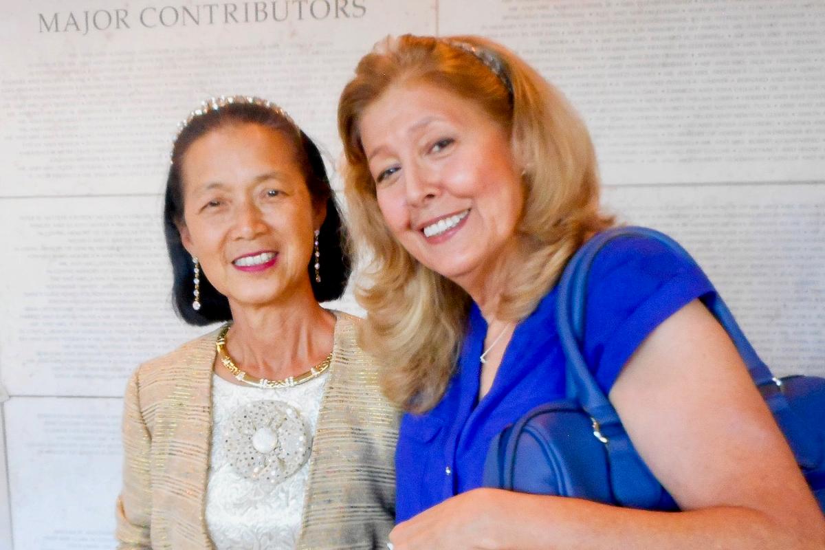 Teacher Appreciates the Moral Standards Expressed in Shen Yun Dances