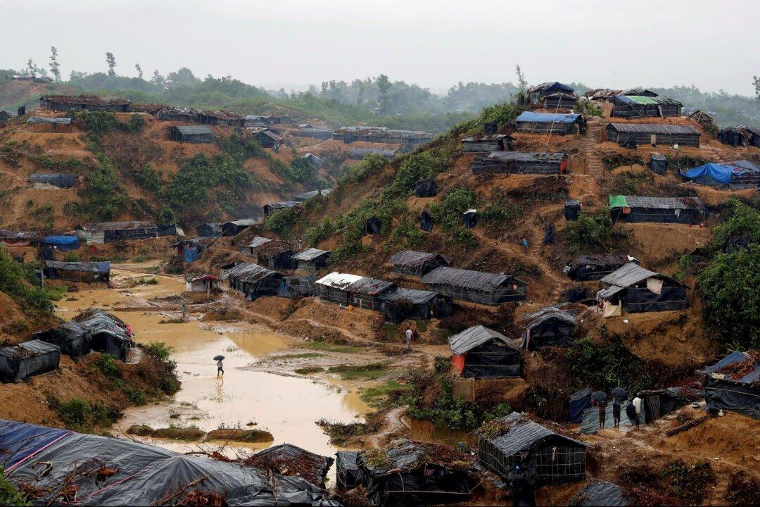 EU To Extend Arms Embargo On Burma