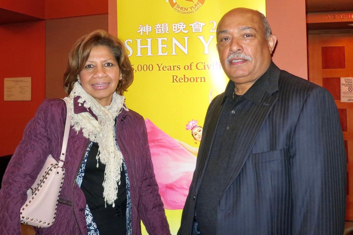 Shen Yun ‘Gives Me Tranquility,’ Business Owner Says