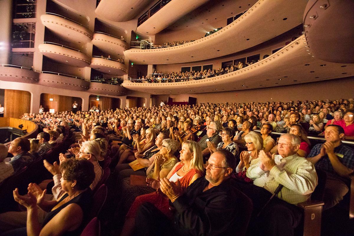 Kay Dore: Shen Yun ‘One-of-a-Kind Performance’