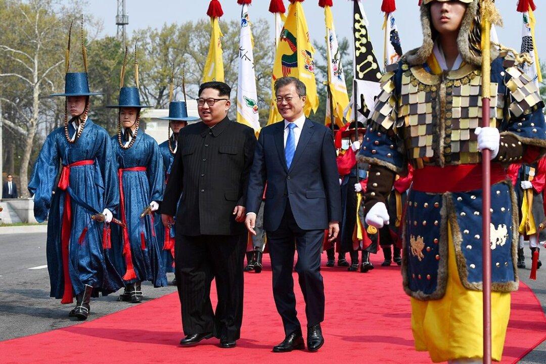 In Rare Move, North Korean State Media Acknowledges Denuclearization Pledged At Inter-Korean Summit