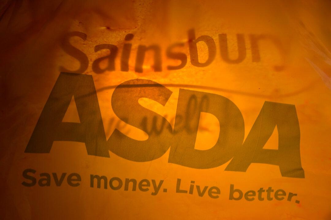 Sainsbury’s in £7.3 Billion Swoop on Walmart’s Asda to Create Top UK Supermarket