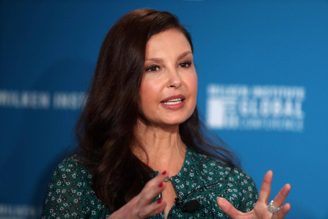 American Actress Ashley Judd Says She Lost 1998 “The Lord of the Rings” Role Because Of This Man