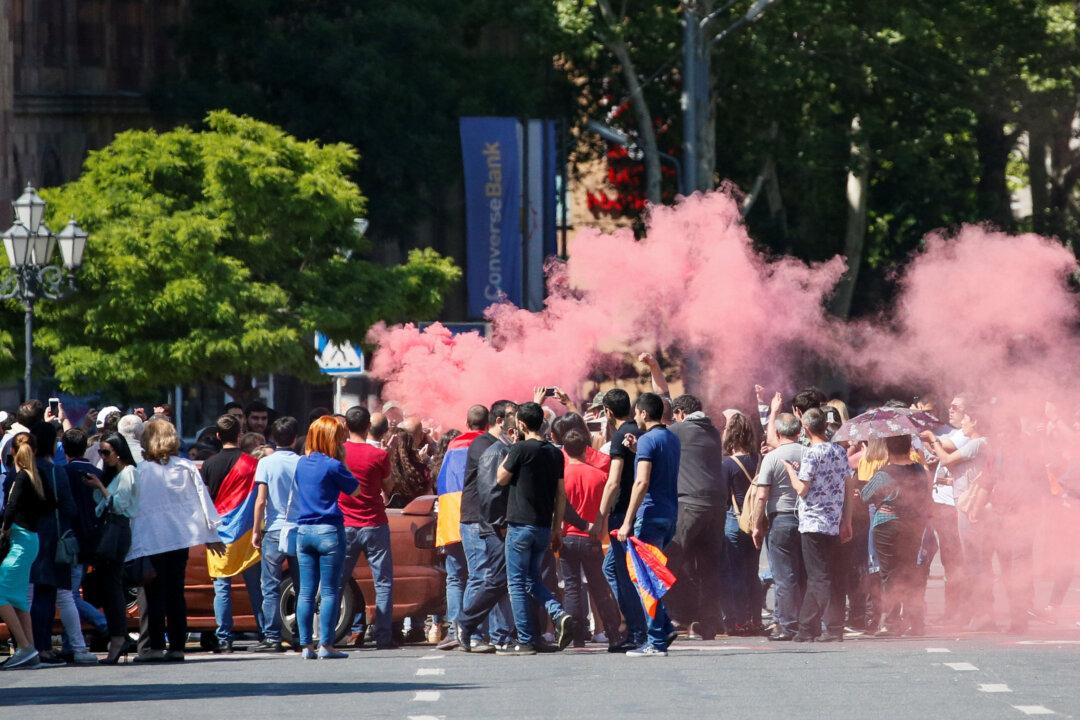 Protesters Block Roads Across Armenia in Stand-Off With Authorities