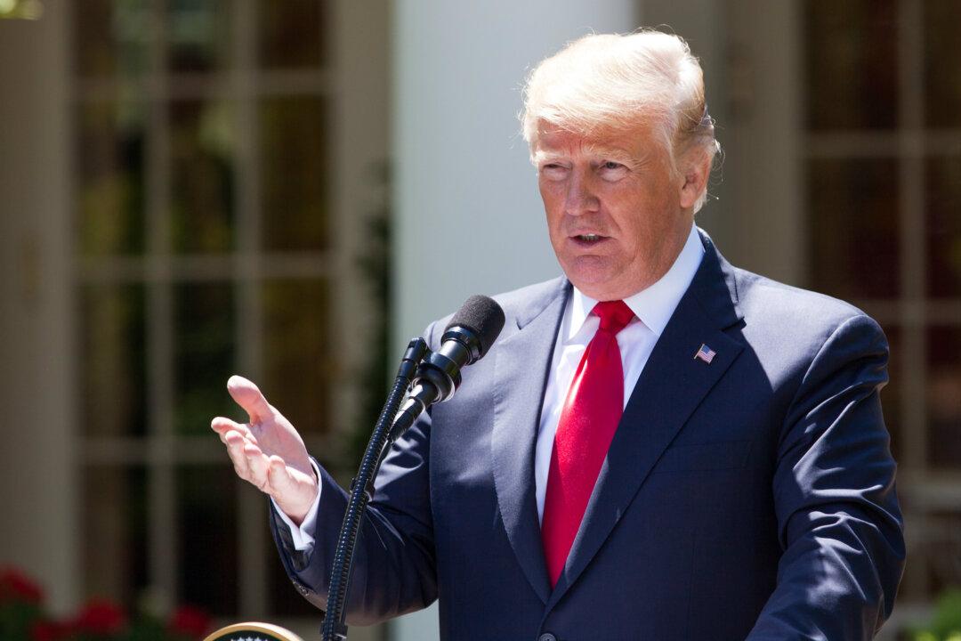 Trump Warns He‘ll ’Get Involved' If Justice Department Doesn’t Deliver on Congress’ Document Requests
