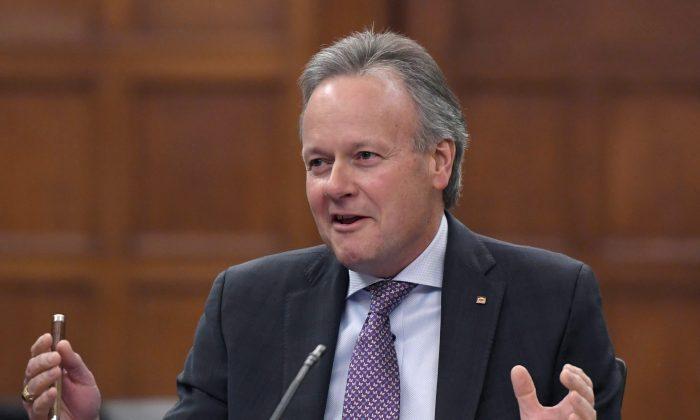 Poloz Says Canadians’ Debt Load a Growing Concern for Rate Hikes