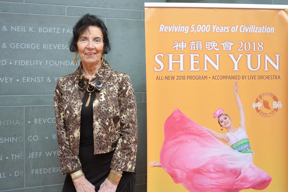 Dance Director Touched by Shen Yun’s Expression of Injustice