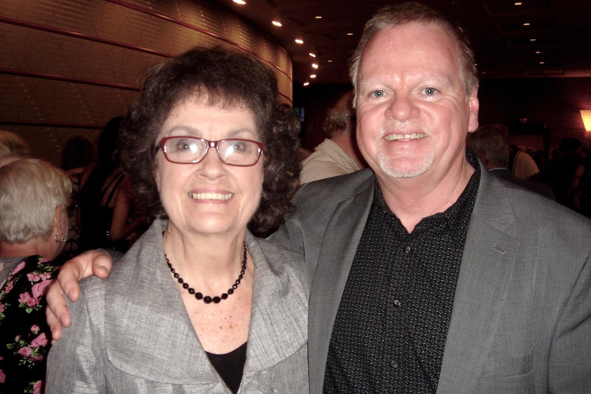 Minister Says Shen Yun Lifts the Spirits