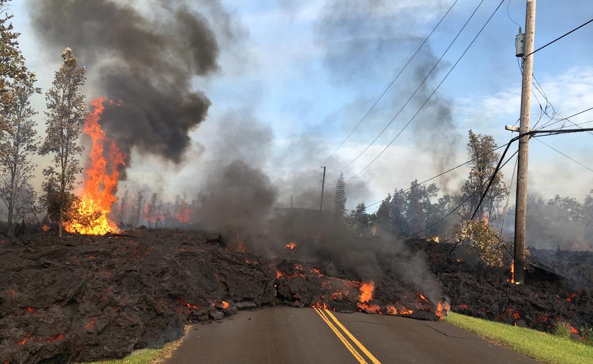Earthquakes, Lava Fissures Could Last for Months on Hawaii, Says USGS