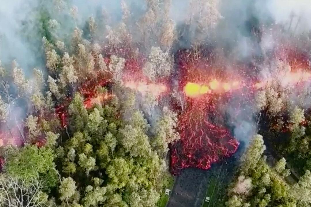 Hawaii Volcano Spews Lava 200 Feet in the Air, Destroys 26 Homes