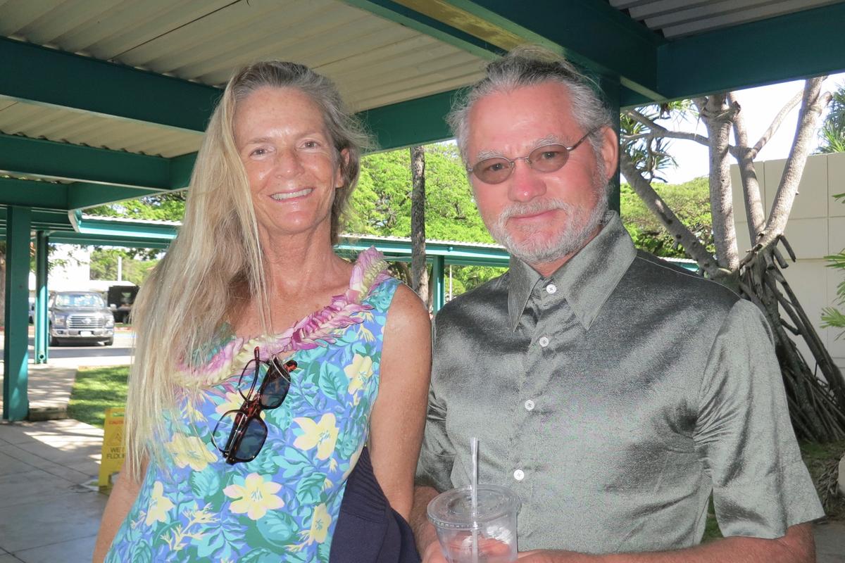 Award-Winning Landscape Architect Admires Shen Yun’s Costume Colors