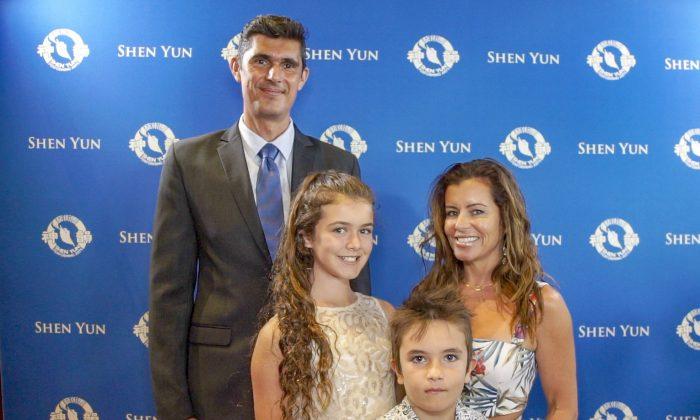 Corporate Holistic Lifestyle Coach Finds Shen Yun Breathtaking and Inspirational