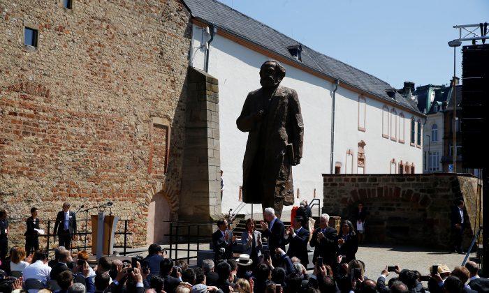 Chinese Regime Gifts a Karl Marx Statue to Germany, But Locals Balk