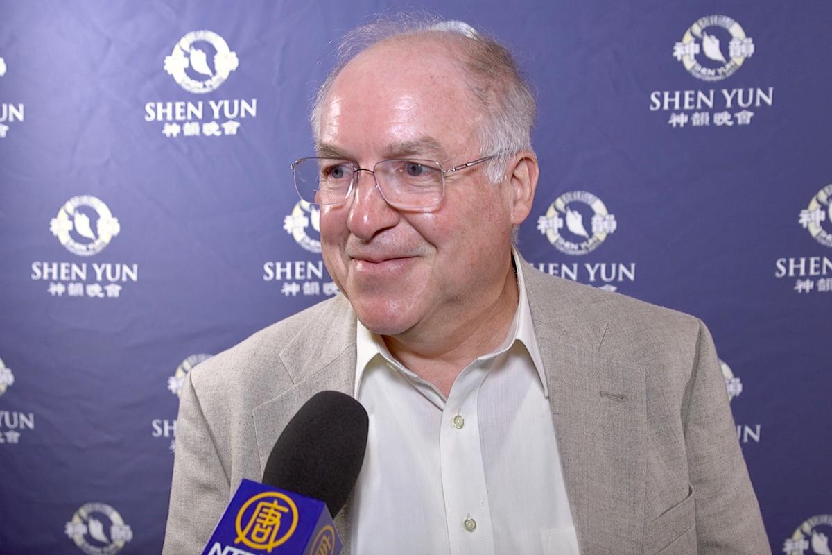 Business Owner Finds His Experience at Shen Yun Inspirational and Uplifting