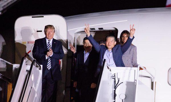 President Donald Trump greets the three Americans who arrived back in the United States after being imprisoned in North Korea, in Maryland, on May 10, 2018. (Samira Bouaou/The Epoch Times)