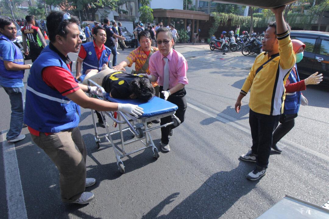Suspected ISIS-Inspired Suicide Bombers Attack Indonesian Churches, At Least 13 Dead, 40 Injured
