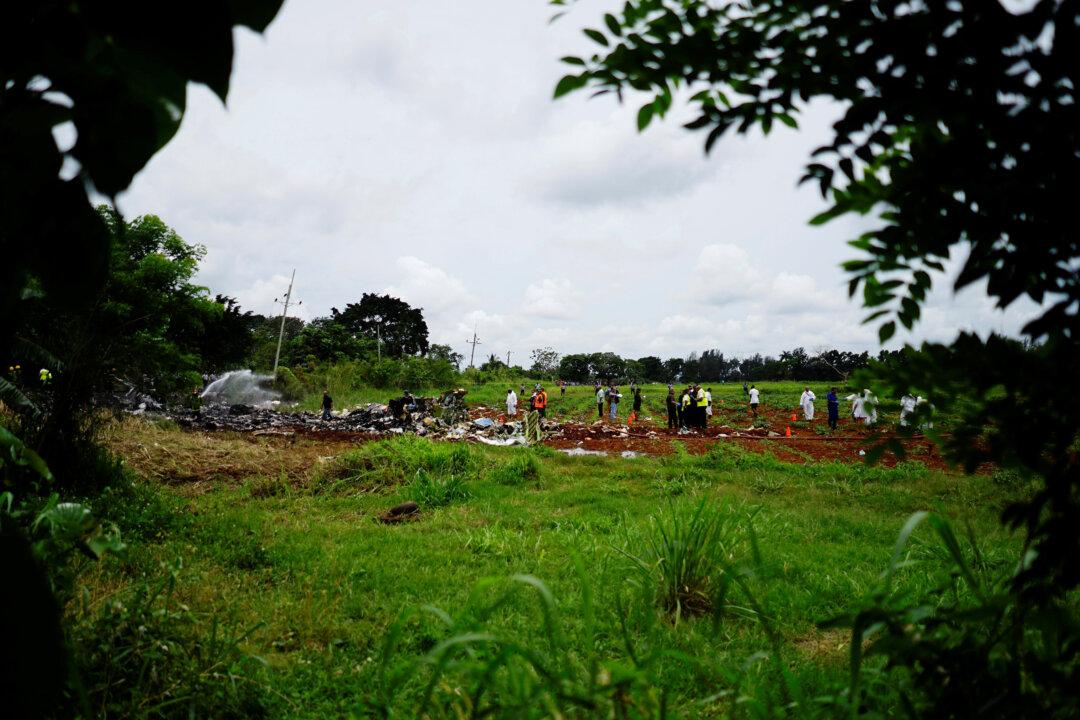 Cuba Plane Crash Death Toll Rises to 111, Mexico Suspends Lease Company