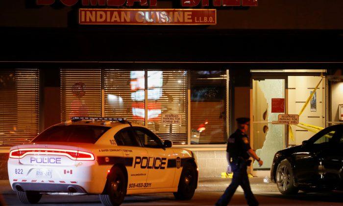 Two Men Set Off Bomb in Restaurant in Canada, 15 Wounded