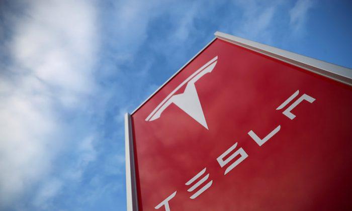 Tesla Settles Class Action Lawsuit Over ‘Dangerous’ Autopilot System