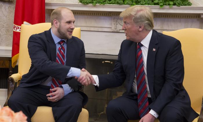 Trump Welcomes American Hostage Released From Venezuela