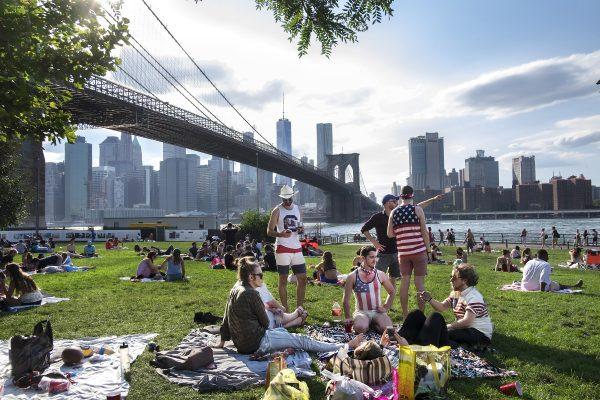 The Fourth of July celebration in Brooklyn Bridge Park, Brooklyn, in 2017. (Courtesy of Richard Koek)