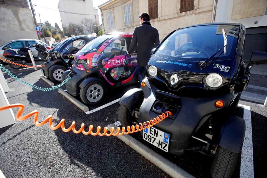 European Power Firms Aim to Harness Electric Car Batteries