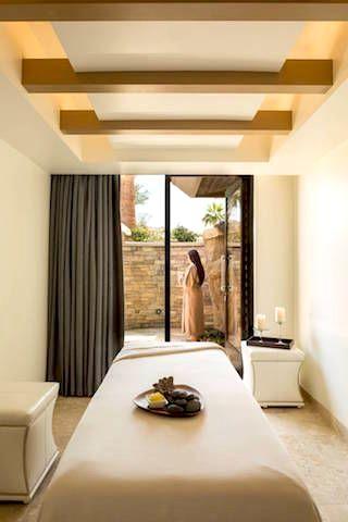 Treatment room with outdoor rock shower at the Ritz-Carlton in Rancho Mirage (Courtesy of Ritz-Carlton)