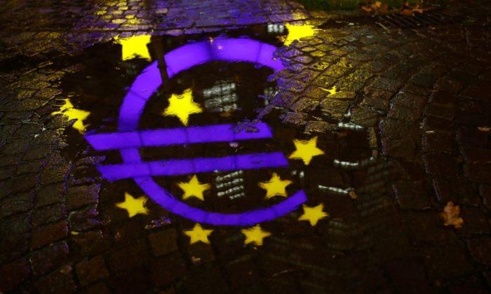Polls Show Most Italians Want to Stay in Euro