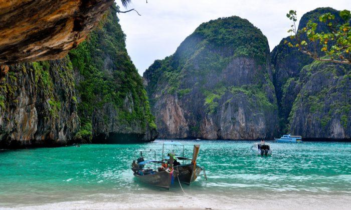 Thai Bay Made Famous by Film ‘The Beach’ to Close for Four Months